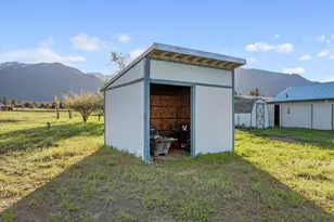 14386 Ben Dier Ln, Baker City, OR 97814 - Photo 33