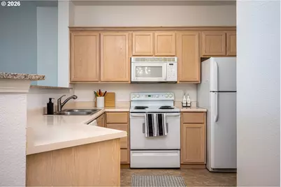 1220 NE Horizon Loop #106, Hillsboro, OR 97124 - Photo 7