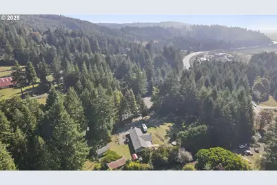 96620 Highway 42, Coos Bay, OR 97420 - Photo 37