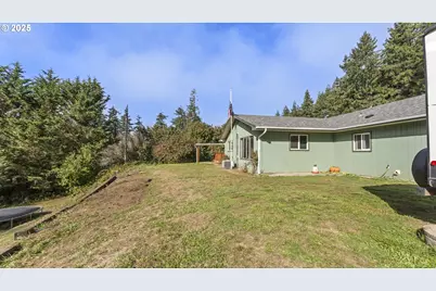 96620 Highway 42, Coos Bay, OR 97420 - Photo 29