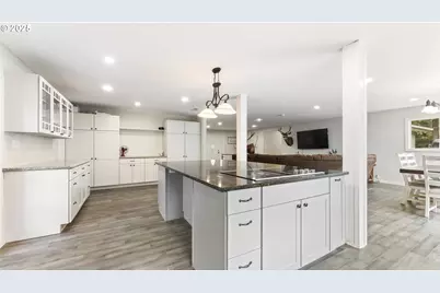 96620 Highway 42, Coos Bay, OR 97420 - Photo 13