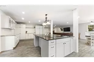 96620 Hwy 42, Coos Bay, OR 97420 - Photo 13