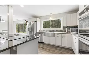 96620 Hwy 42, Coos Bay, OR 97420 - Photo 11