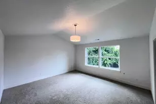 437 NW Freeman Ave, Hillsboro, OR 97124 - Photo 11