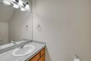 8814 SE Brooklyn St, Portland, OR 97266 - Photo 9