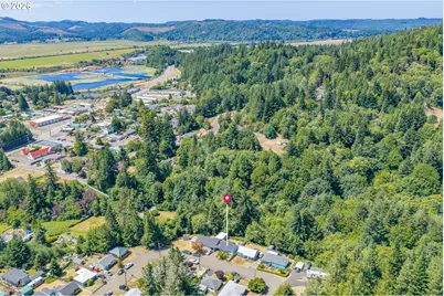 1655 N Juniper St, Coquille, OR 97423 - Photo 33