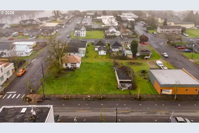421 Davidson Ave, Woodland, WA 98674 - Photo 1