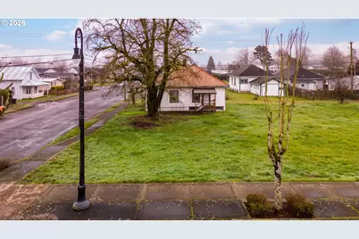 421 Davidson Ave, Woodland, WA 98674 - Photo 9