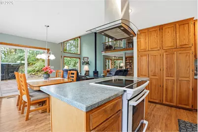 16240 SE Maple Hill Ln, Happy Valley, OR 97086 - Photo 7