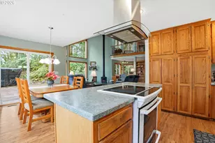 16240 SE Maple Hill Ln, Happy Valley, OR 97086 - Photo 7