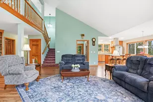 16240 SE Maple Hill Ln, Happy Valley, OR 97086 - Photo 13