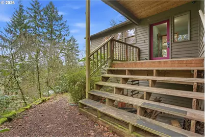 16240 SE Maple Hill Ln, Happy Valley, OR 97086 - Photo 3