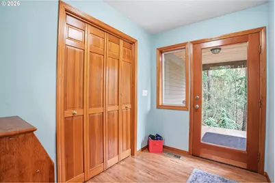 16240 SE Maple Hill Ln, Happy Valley, OR 97086 - Photo 5