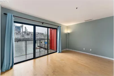 710 NW Naito Pkwy #C12, Portland, OR 97209 - Photo 3
