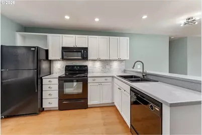 710 NW Naito Pkwy #C12, Portland, OR 97209 - Photo 7