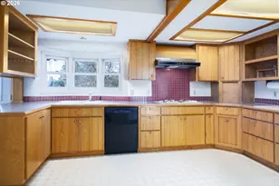 233 Crowsfoot Rd, Oakland, OR 97462 - Photo 9