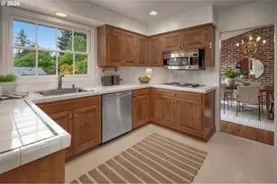 4225 SW 52nd Ave, Portland, OR 97221 - Photo 9