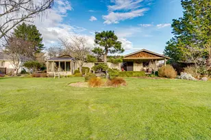 1925 NW St Andrews Dr, McMinnville, OR 97128 - Photo 27