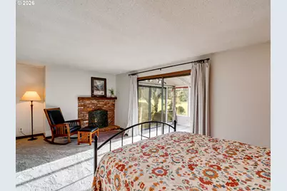 1925 NW St Andrews Dr, McMinnville, OR 97128 - Photo 33