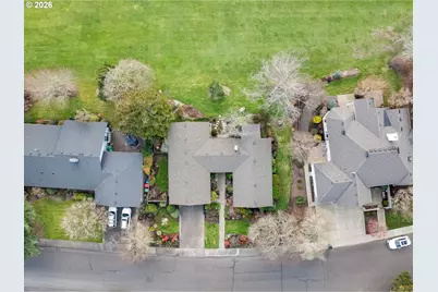 1925 NW St Andrews Dr, McMinnville, OR 97128 - Photo 43