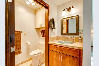 1925 NW St Andrews Dr, McMinnville, OR 97128 - Photo 37