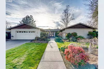 1925 NW St Andrews Dr, McMinnville, OR 97128 - Photo 5