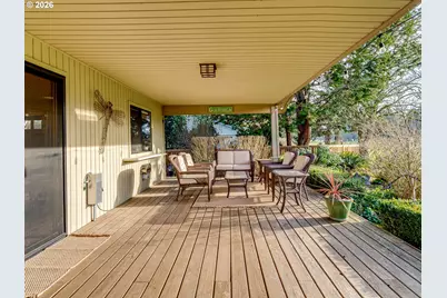 1925 NW St Andrews Dr, McMinnville, OR 97128 - Photo 25