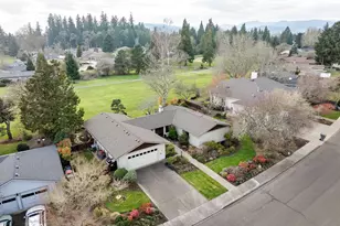 1925 NW St Andrews Dr, McMinnville, OR 97128 - Photo 41