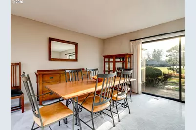 1925 NW St Andrews Dr, McMinnville, OR 97128 - Photo 11