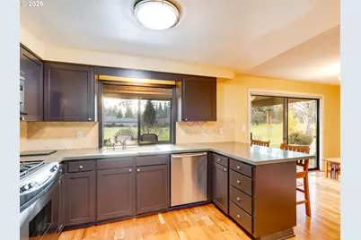 1925 NW St Andrews Dr, McMinnville, OR 97128 - Photo 19