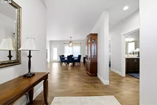 593 SW Cottonwood Dr, Hermiston, OR 97838 - Photo 5