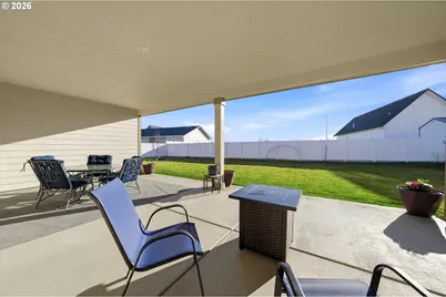 593 SW Cottonwood Dr, Hermiston, OR 97838 - Photo 29