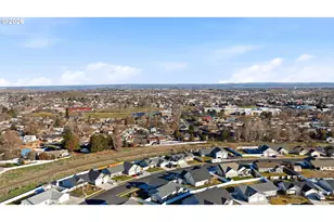 593 SW Cottonwood Dr, Hermiston, OR 97838 - Photo 45