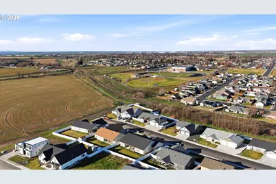 593 SW Cottonwood Dr, Hermiston, OR 97838 - Photo 41