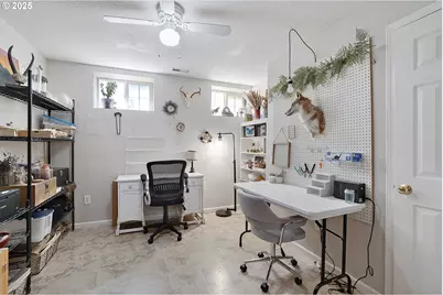 20415 Highway 213, Oregon City, OR 97045 - Photo 29