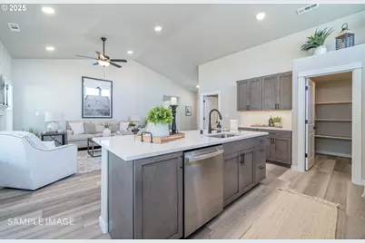 4711 Stonefield Ct, Florence, OR 97439 - Photo 3