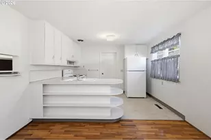 805 E 29th Ave, Eugene, OR 97405 - Photo 13