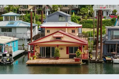 550 N Tomahawk Island Dr., Portland, OR 97217 - Photo 1