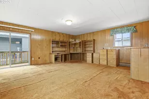 550 N Tomahawk Island Dr, Portland, OR 97217 - Photo 29