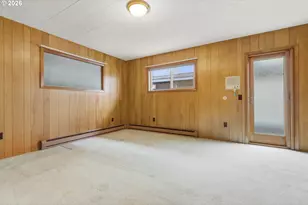 550 N Tomahawk Island Dr, Portland, OR 97217 - Photo 23