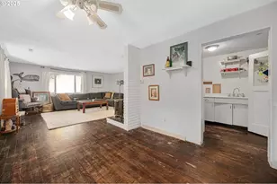 64086 Nehalem Hwy, Vernonia, OR 97064 - Photo 9