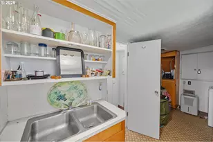 64086 Nehalem Hwy, Vernonia, OR 97064 - Photo 29