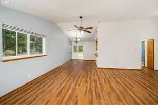 3220 31st St, Florence, OR 97439 - Photo 7