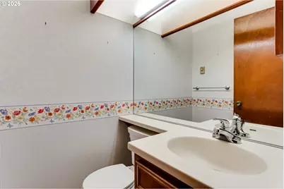 670 Woodcrest Dr, Springfield, OR 97477 - Photo 19