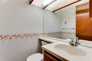 670 Woodcrest Dr, Springfield, OR 97477 - Photo 19