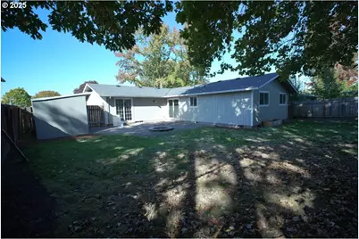 2419 SE Ermine St, Albany, OR 97322 - Photo 25