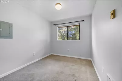 742 9th St, Washougal, WA 98671 - Photo 5