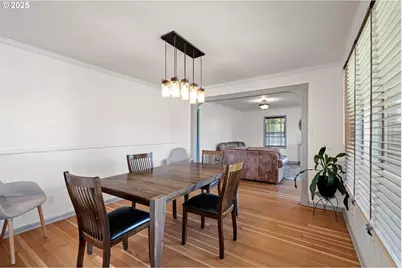 1115 S 6th St, Cottage Grove, OR 97424 - Photo 7