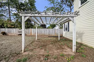 1115 S 6th St, Cottage Grove, OR 97424 - Photo 37