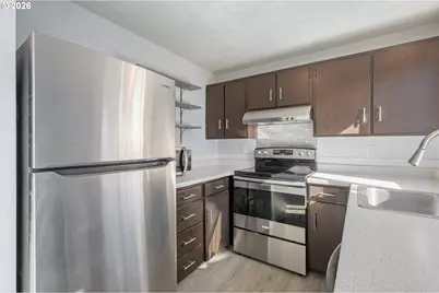 1933 W 17th Ave #B, Eugene, OR 97402 - Photo 11